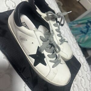 golden goose sneakers size 40